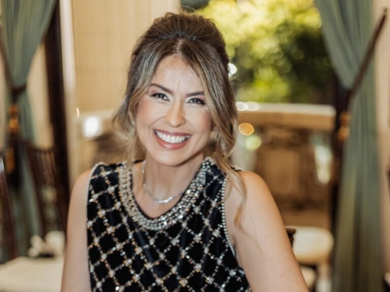Suelen Garcia de Paula brilha na capa da 20ª edição da Revista Tok de Empreendedorismo
